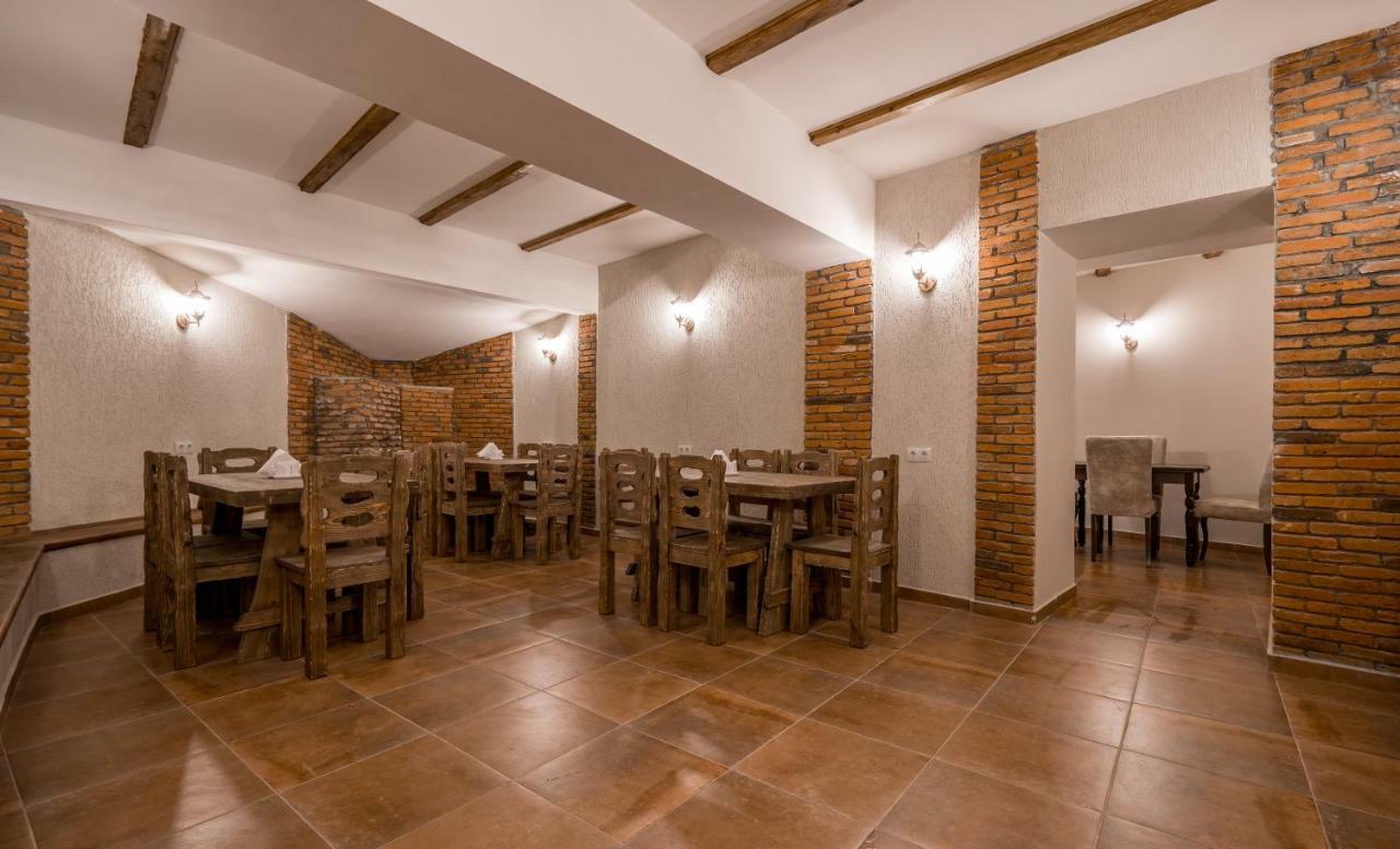Golden Light Hotel Tbilissi Extérieur photo