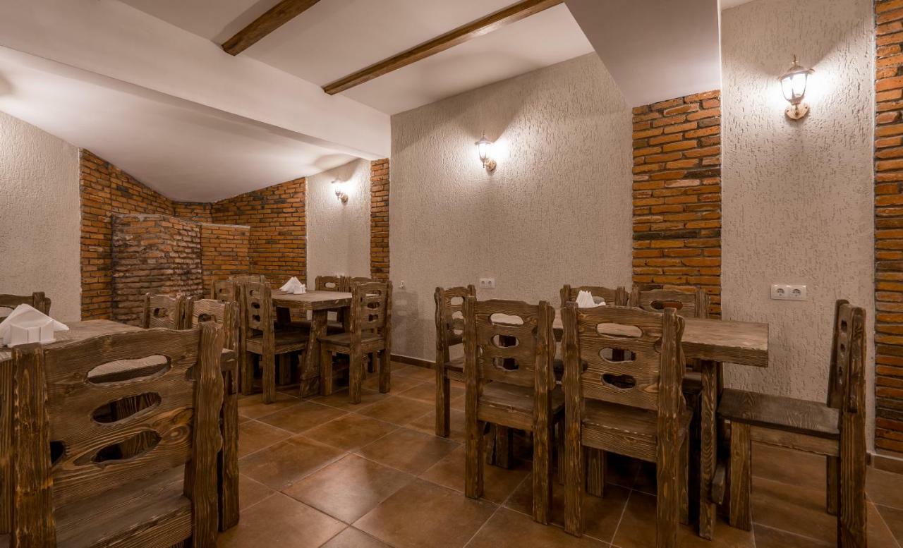 Golden Light Hotel Tbilissi Extérieur photo